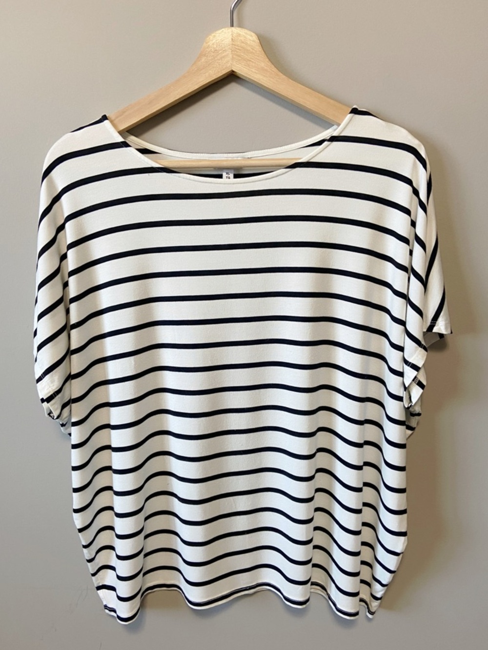 Reitmans White Short-Sleeve Boatneck Top with Black Stripes